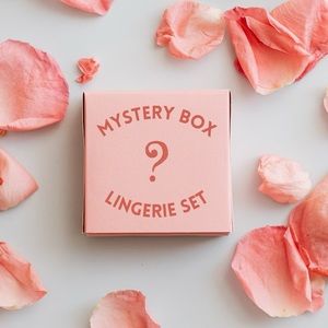 Mystery vintage lingerie bundle 3